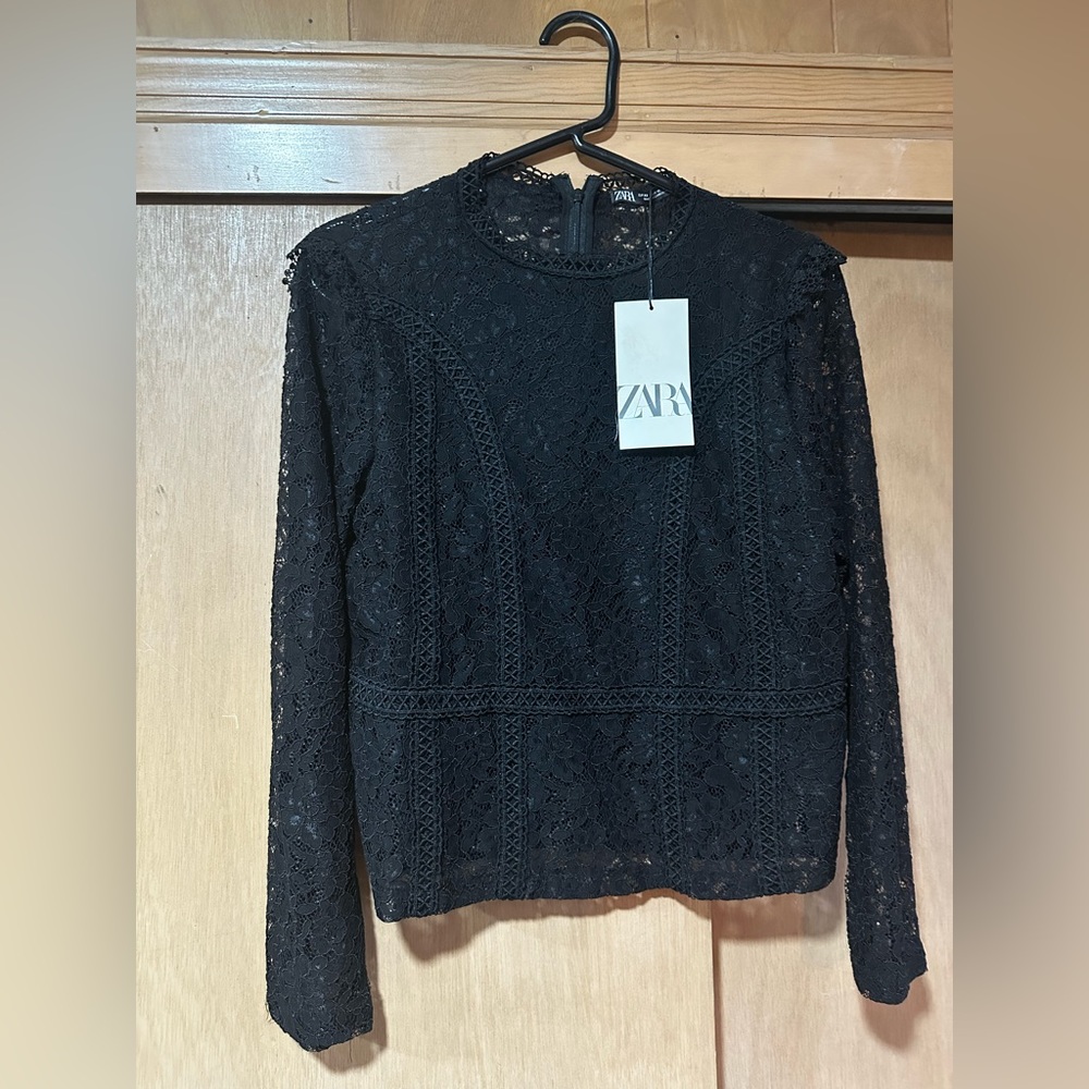 ZARA lace long sleeve blouse XS EXTRA SMALL